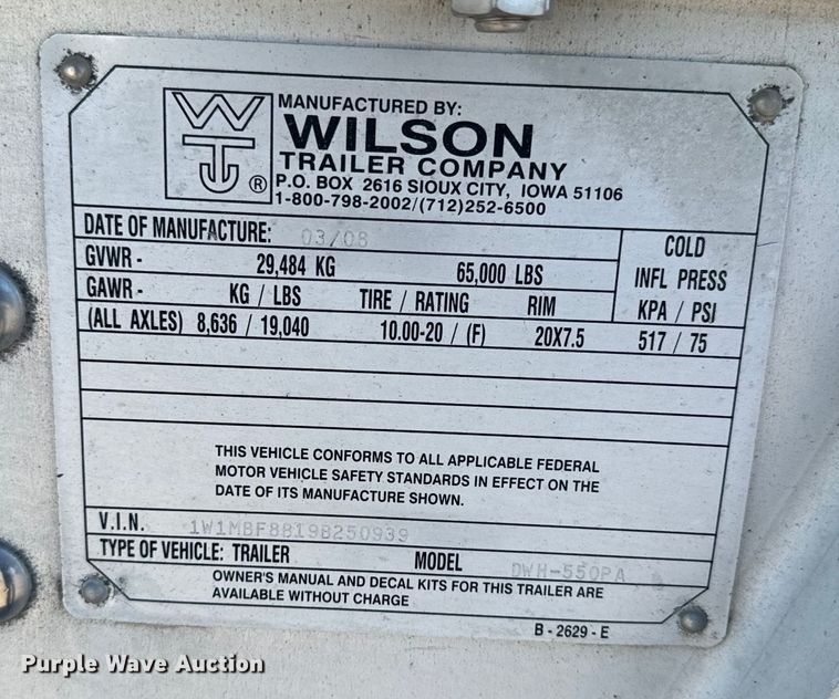 image for item DQ6786 2009 Wilson grain trailer