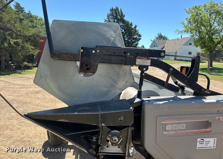 image for item DQ6789 Agco 400 rigid head