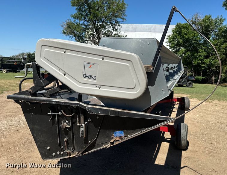 image for item DQ6789 Agco 400 rigid head