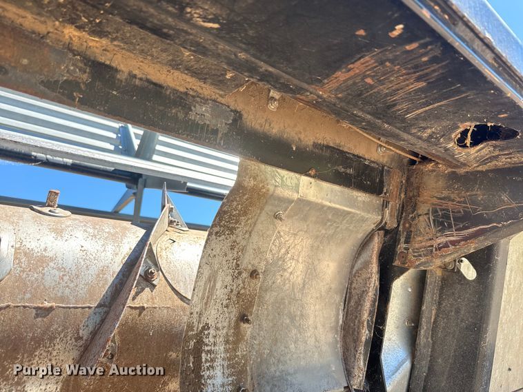 image for item DQ6789 Agco 400 rigid head