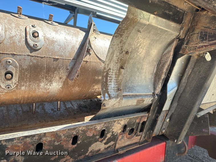 image for item DQ6789 Agco 400 rigid head