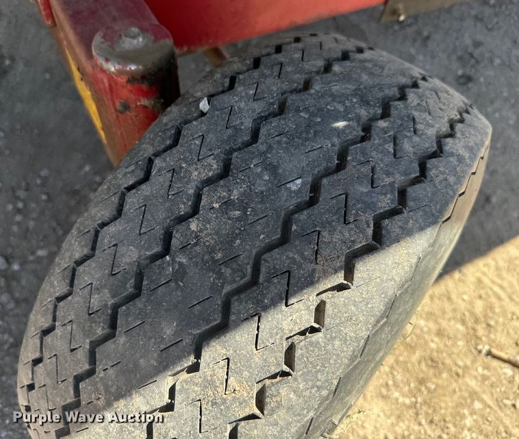 image for item DQ6789 Agco 400 rigid head