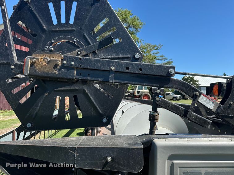 image for item DQ6790 Agco rigid head