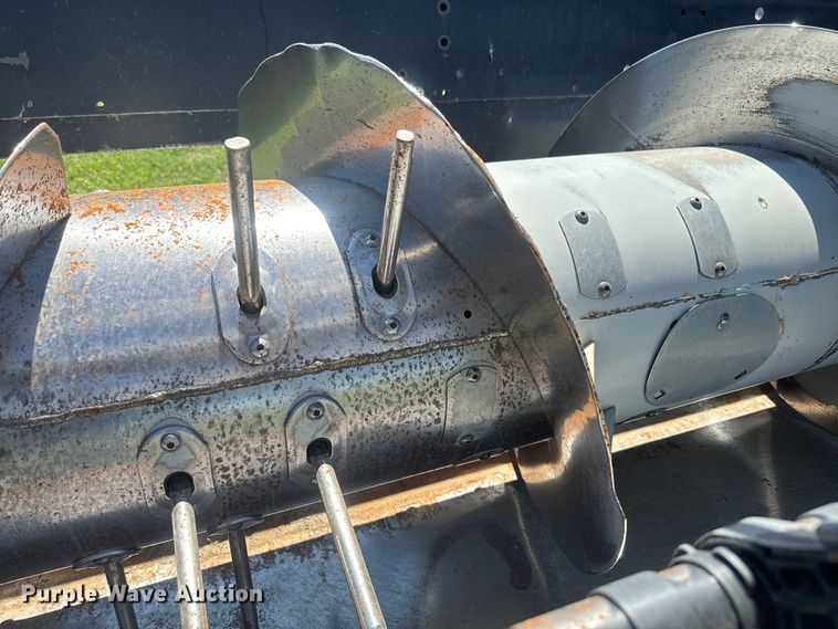 image for item DQ6790 Agco rigid head