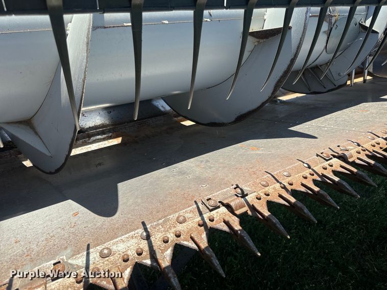 image for item DQ6790 Agco rigid head