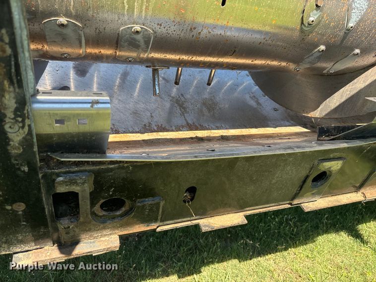 image for item DQ6790 Agco rigid head