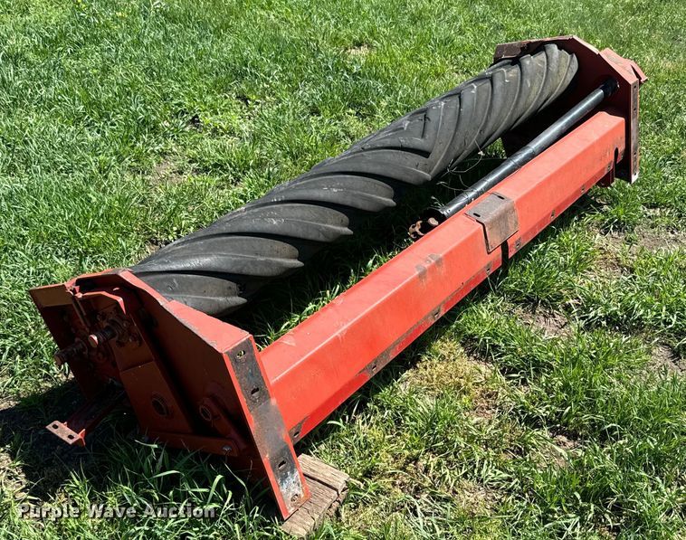 image for item DQ6792 New Holland 116 swather / windrower