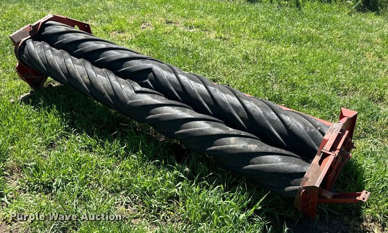 image for item DQ6792 New Holland 116 swather / windrower