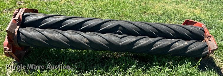 image for item DQ6792 New Holland 116 swather / windrower