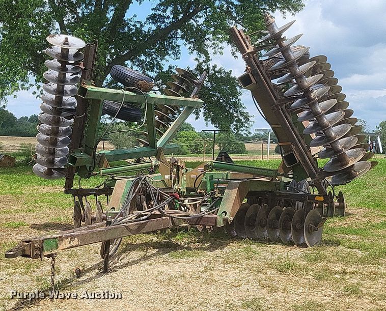 image for item DR4781 John Deere  630 tandem disk