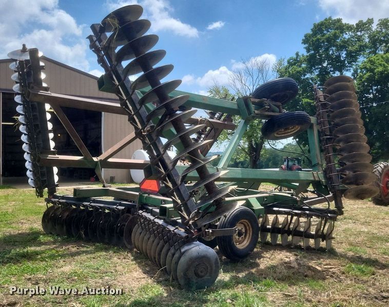 image for item DR4781 John Deere  630 tandem disk