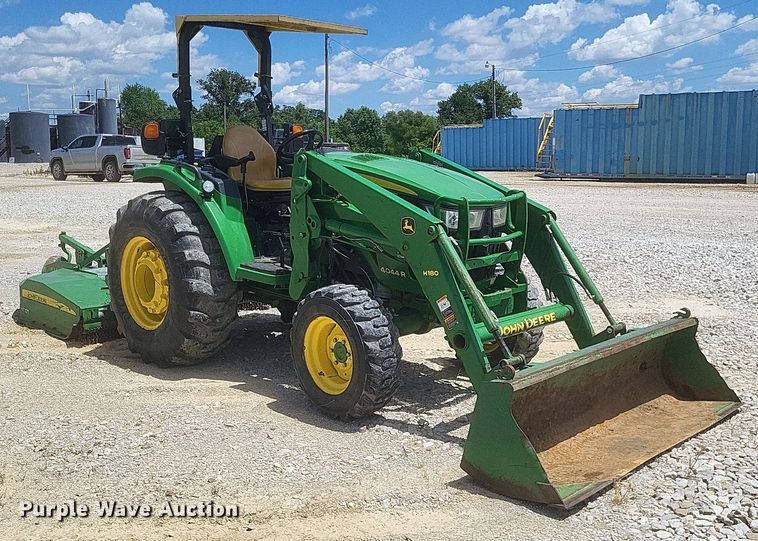 image for item DR4804 2018 John Deere  4044R MFWD tractor