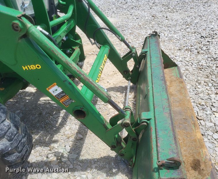 image for item DR4804 2018 John Deere  4044R MFWD tractor