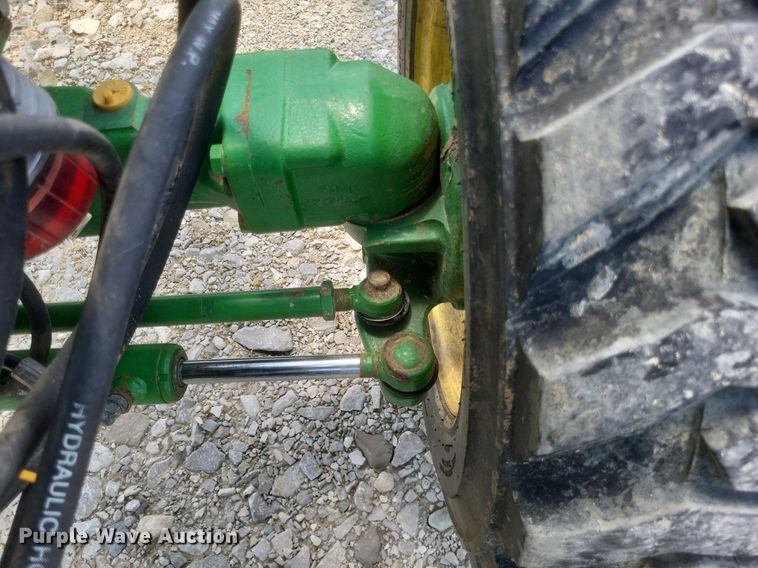 image for item DR4804 2018 John Deere  4044R MFWD tractor