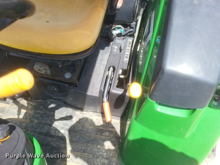 image for item DR4804 2018 John Deere  4044R MFWD tractor