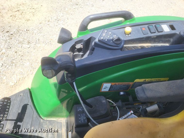 image for item DR4804 2018 John Deere  4044R MFWD tractor