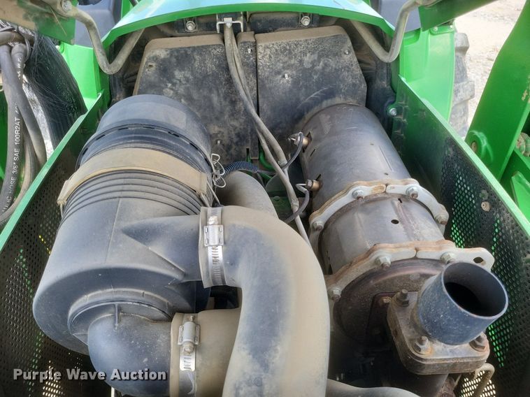 image for item DR4804 2018 John Deere  4044R MFWD tractor