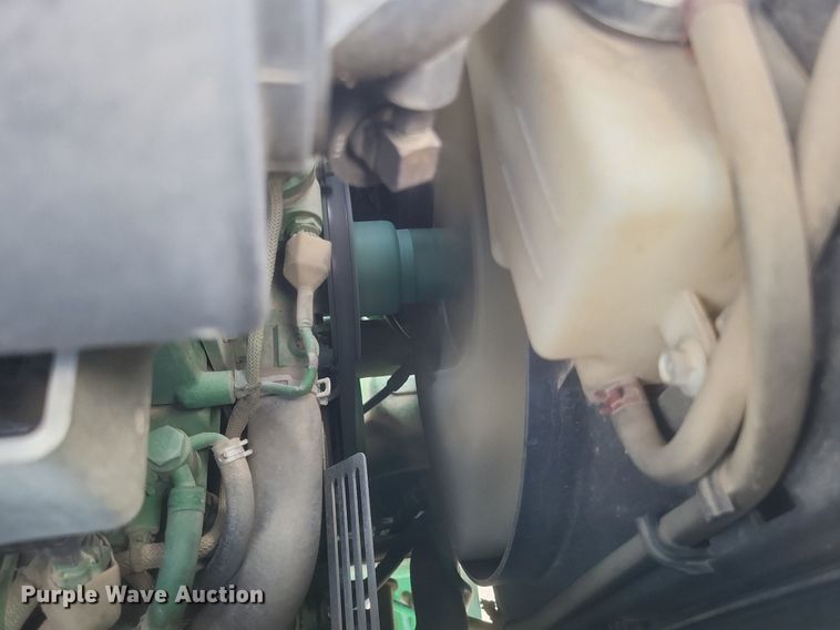 image for item DR4804 2018 John Deere  4044R MFWD tractor