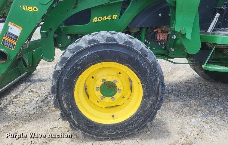 image for item DR4804 2018 John Deere  4044R MFWD tractor