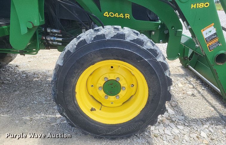 image for item DR4804 2018 John Deere  4044R MFWD tractor