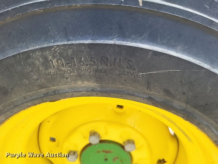 image for item DR4804 2018 John Deere  4044R MFWD tractor