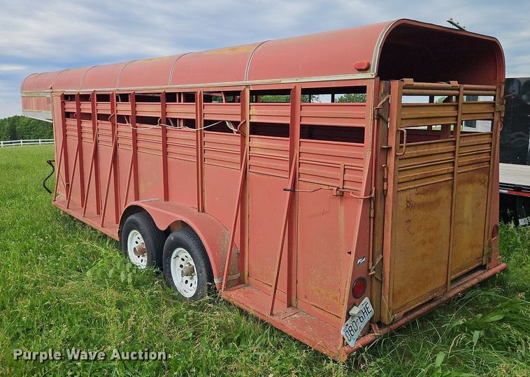 image for item DR8626 2002 Bonanza Trailers G-LT livestock trailer