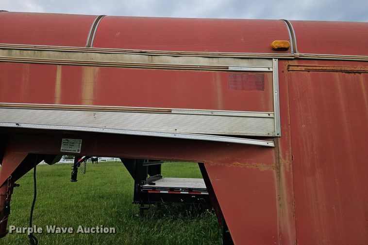 image for item DR8626 2002 Bonanza Trailers G-LT livestock trailer