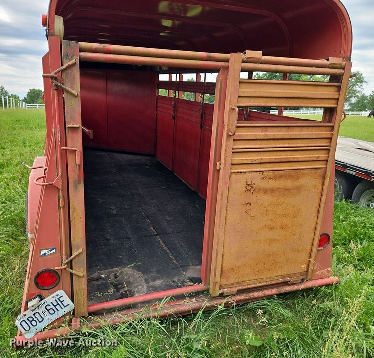 image for item DR8626 2002 Bonanza Trailers G-LT livestock trailer