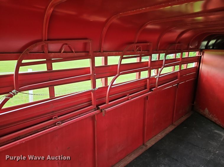 image for item DR8626 2002 Bonanza Trailers G-LT livestock trailer