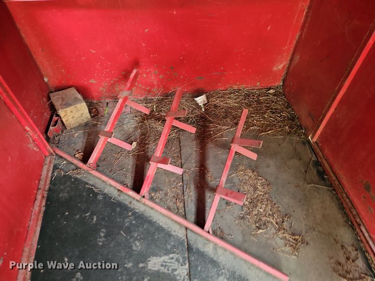 image for item DR8626 2002 Bonanza Trailers G-LT livestock trailer