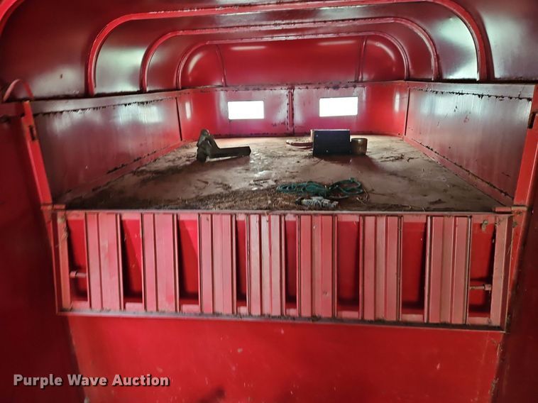 image for item DR8626 2002 Bonanza Trailers G-LT livestock trailer