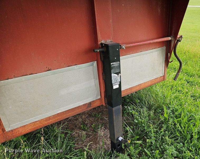 image for item DR8626 2002 Bonanza Trailers G-LT livestock trailer