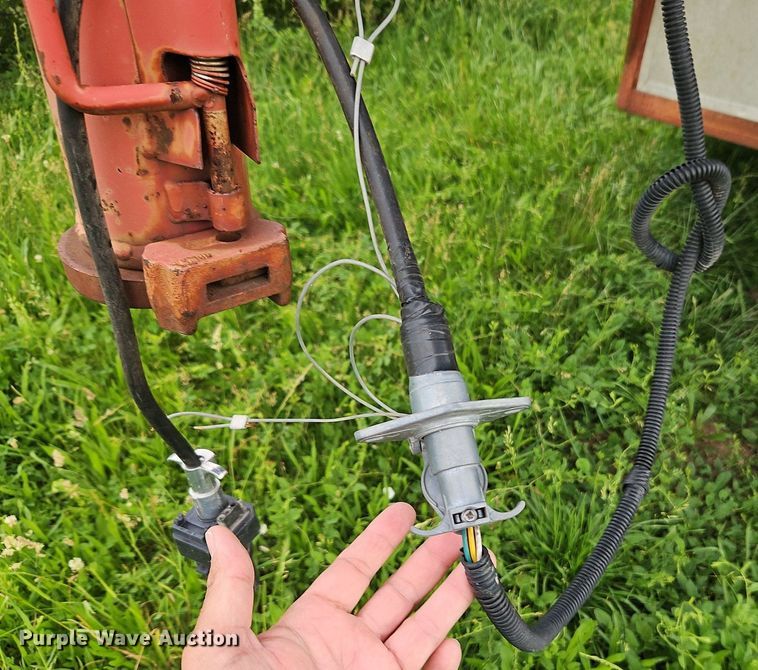 image for item DR8626 2002 Bonanza Trailers G-LT livestock trailer