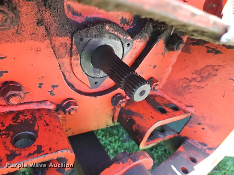 image for item DR8630 1976 Case  1570 tractor