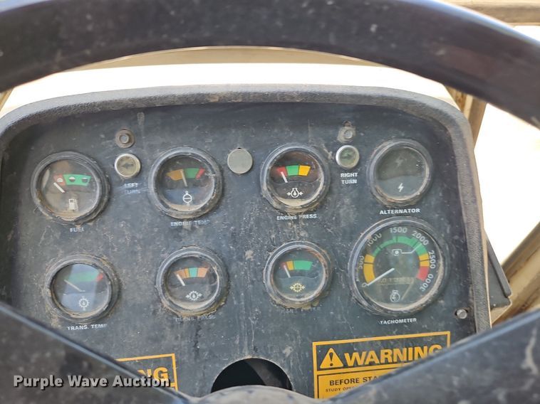 image for item DR8630 1976 Case  1570 tractor