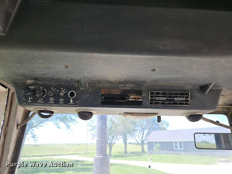 image for item DR8630 1976 Case  1570 tractor