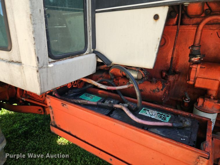 image for item DR8630 1976 Case  1570 tractor