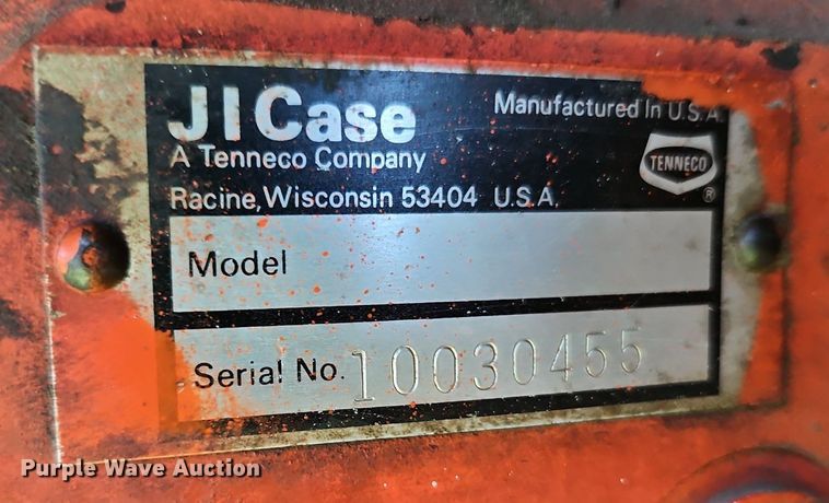 image for item DR8630 1976 Case  1570 tractor