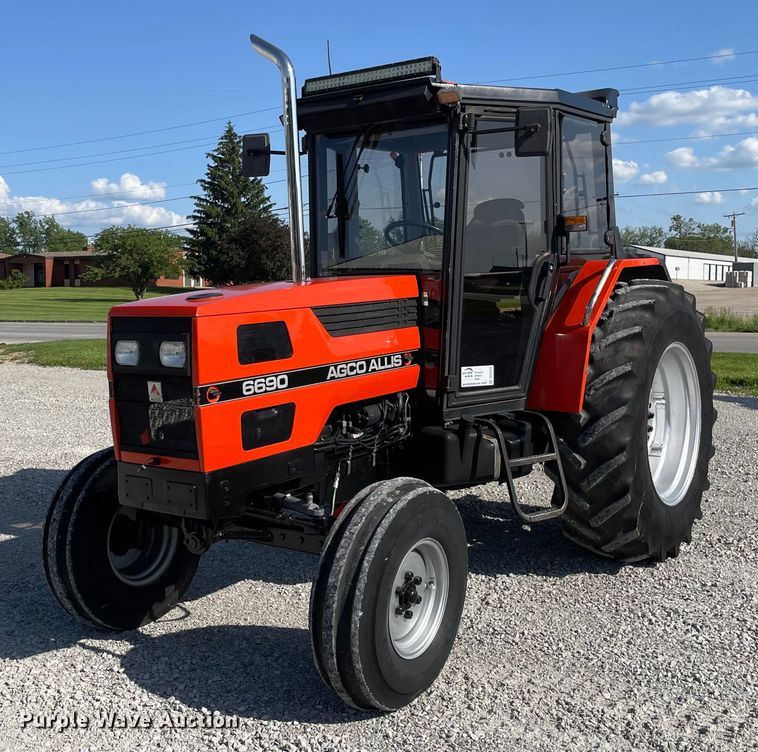 image for item DS5550 1991 AGCO ALLIS  6690 tractor