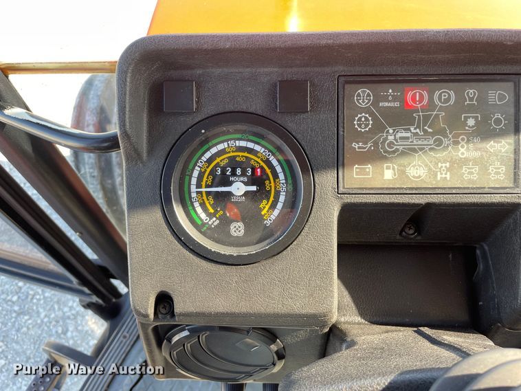 image for item DS5550 1991 AGCO ALLIS  6690 tractor