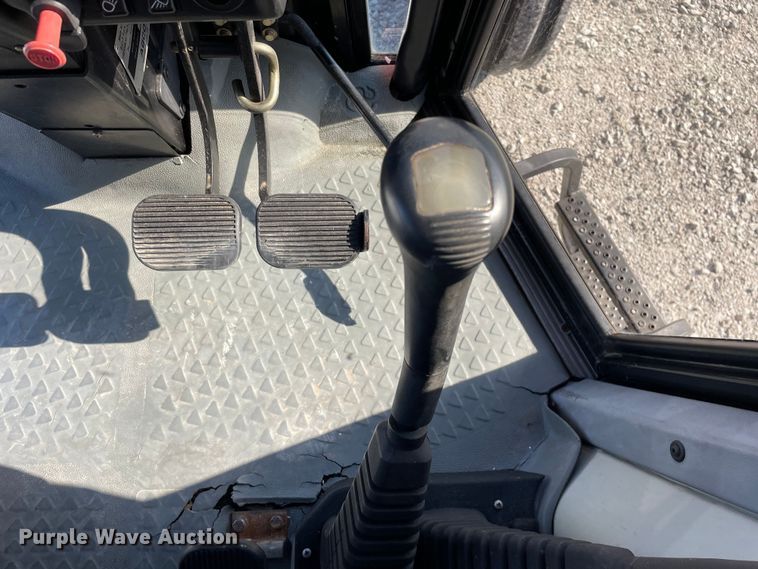 image for item DS5550 1991 AGCO ALLIS  6690 tractor