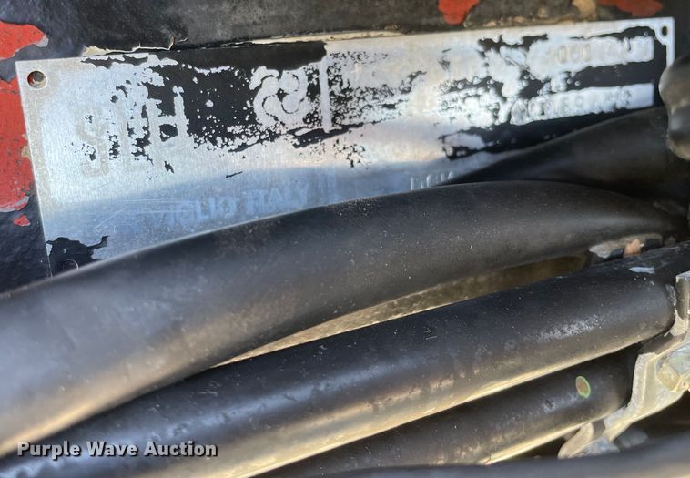 image for item DS5550 1991 AGCO ALLIS  6690 tractor