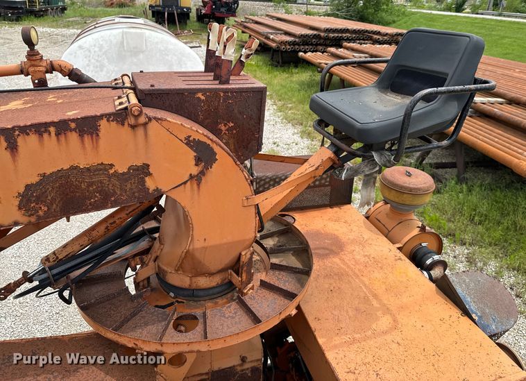 image for item DX0547 The Finn  MSD-24 straw blower