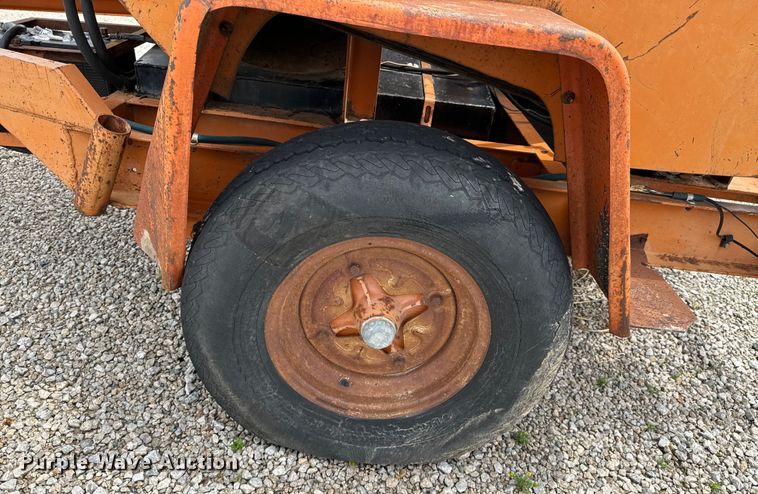 image for item DX0547 The Finn  MSD-24 straw blower