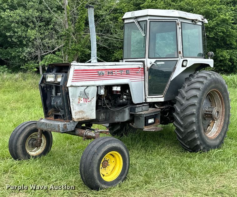 image for item DX0588 White Field Boss 2-105 tractor