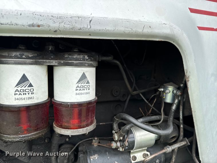 image for item DX0588 White Field Boss 2-105 tractor