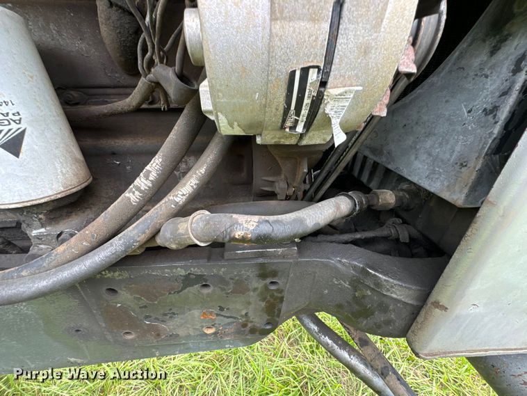 image for item DX0588 White Field Boss 2-105 tractor