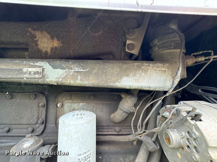 image for item DX0588 White Field Boss 2-105 tractor