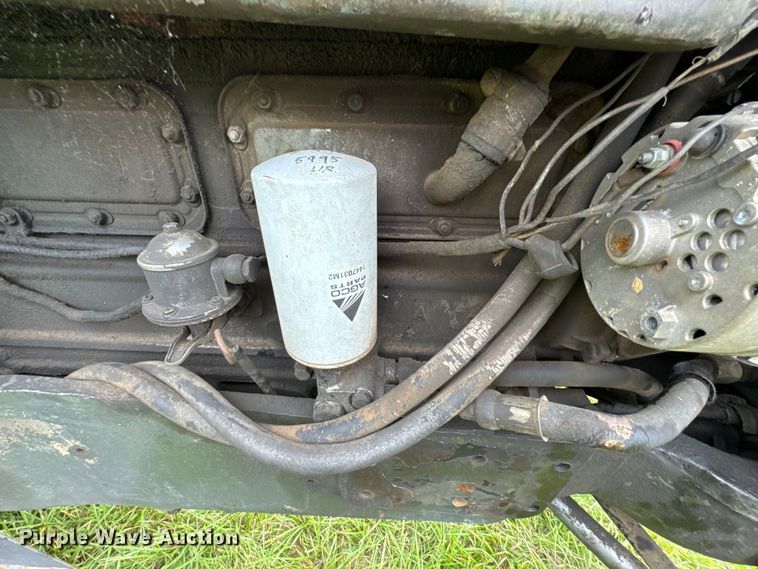 image for item DX0588 White Field Boss 2-105 tractor