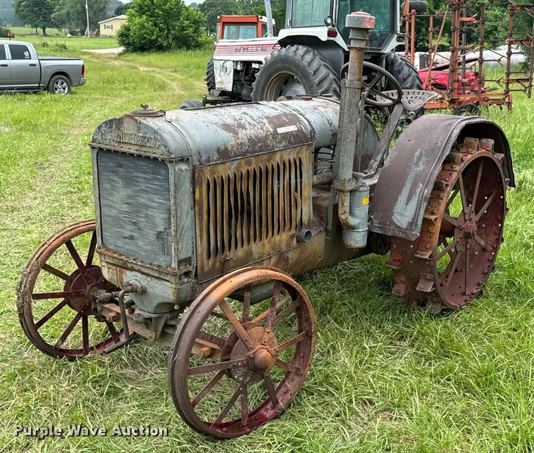 image for item DX0590 McCormick-Deering tractor